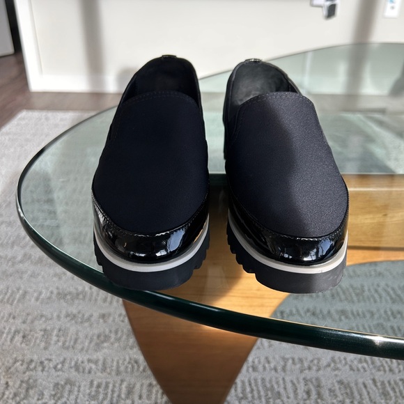Donald Pliner Black Platform Loafers - Size 8 - Picture 3 of 10